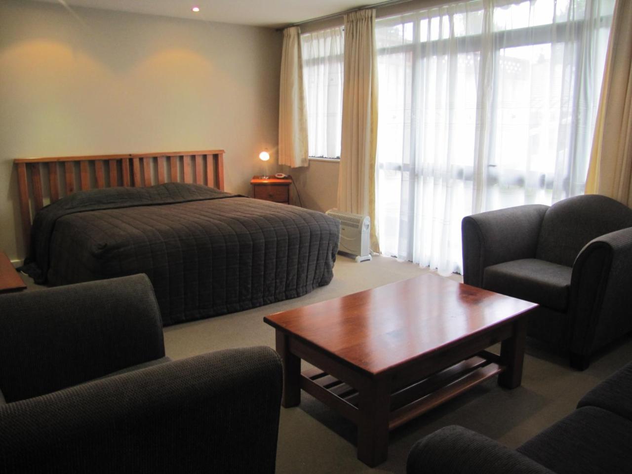 Aotea Lodge Porirua Bagian luar foto